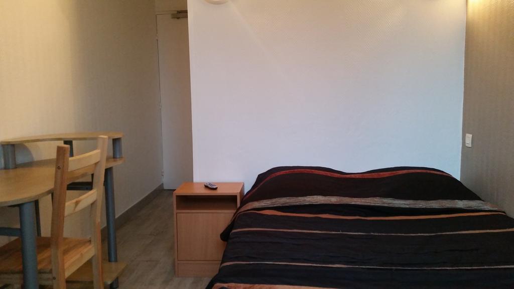 Hotel D'Alsace Villeurbanne Habitación foto